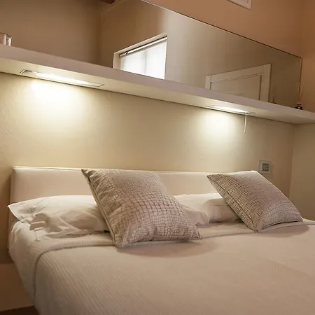 Truly Hotel *